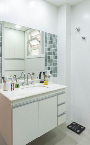 Apartamento à venda com 94m², 2 quartos e 1 vagaBanheiro