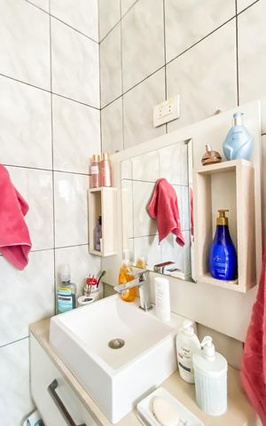 Casa à venda com 192m², 4 quartos e 2 vagas Casa à venda com 192m², 4 quartos e 2 vagasBanheiro da Suíte