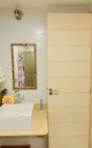 Apartamento à venda com 137m², 3 quartos e 1 vaga Apartamento à venda com 137m², 3 quartos e 1 vagaBanheiro Social
