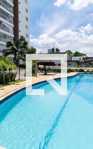 Apartamento à venda com 93m², 2 quartos e 2 vagas Apartamento à venda com 93m², 2 quartos e 2 vagasÁrea comum - Piscina