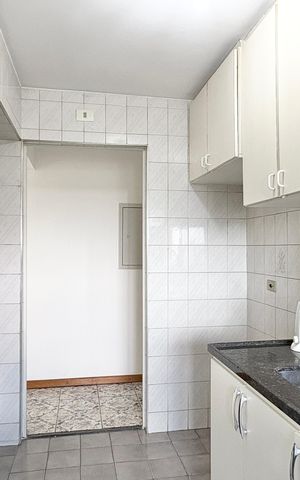 Apartamento à venda com 80m², 3 quartos e 2 vagas Apartamento à venda com 80m², 3 quartos e 2 vagasCozinha