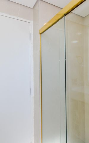 Apartamento à venda com 77m², 3 quartos e 2 vagasBanheiro da Suíte