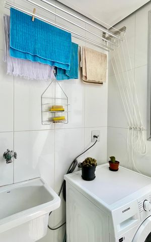 Apartamento à venda com 70m², 2 quartos e 2 vagas Apartamento à venda com 70m², 2 quartos e 2 vagasÁrea de serviço