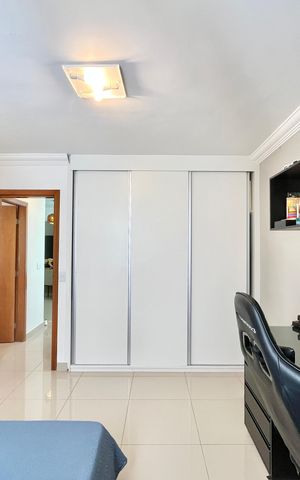 Apartamento à venda com 70m², 2 quartos e 2 vagas Apartamento à venda com 70m², 2 quartos e 2 vagasSuíte