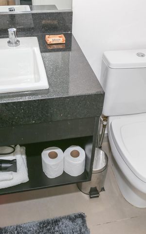 Studio para alugar com 30m², 1 quarto e sem vaga Studio para alugar com 30m², 1 quarto e sem vagaBanheiro