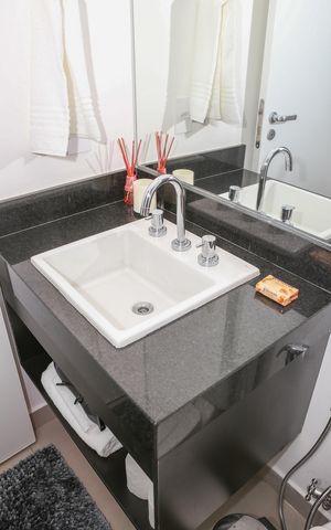 Studio para alugar com 30m², 1 quarto e sem vaga Studio para alugar com 30m², 1 quarto e sem vagaBanheiro