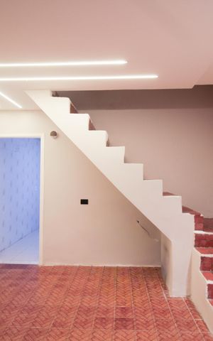 Casa à venda com 134m², 3 quartos e 2 vagas Casa à venda com 134m², 3 quartos e 2 vagasSala