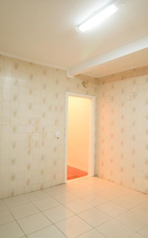 Casa à venda com 134m², 3 quartos e 2 vagas Casa à venda com 134m², 3 quartos e 2 vagasCozinha