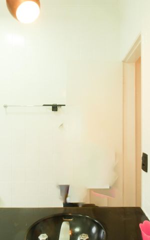 Casa à venda com 134m², 3 quartos e 2 vagas Casa à venda com 134m², 3 quartos e 2 vagasBanheiro