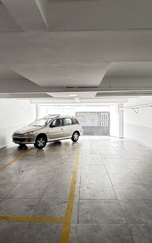 Apartamento para alugar com 130m², 3 quartos e 2 vagas Apartamento para alugar com 130m², 3 quartos e 2 vagasGaragem