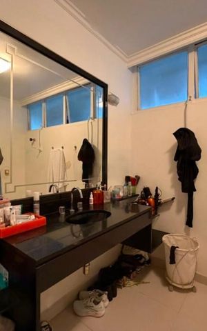 Apartamento à venda com 200m², 3 quartos e 1 vaga
