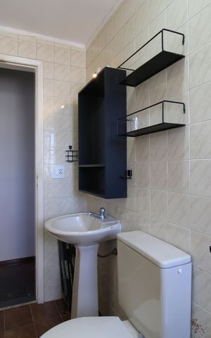 Apartamento à venda com 65m², 2 quartos e 1 vagaBanheiro social