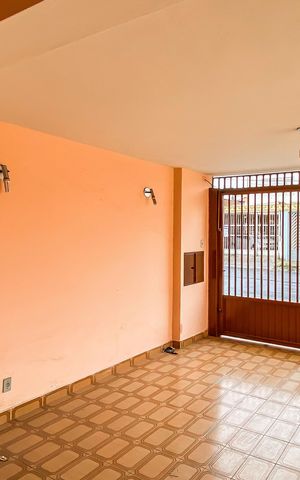 Casa para alugar com 250m², 5 quartos e 3 vagas Casa para alugar com 250m², 5 quartos e 3 vagasGaragem