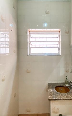 Casa para alugar com 250m², 5 quartos e 3 vagas Casa para alugar com 250m², 5 quartos e 3 vagasBanheiro