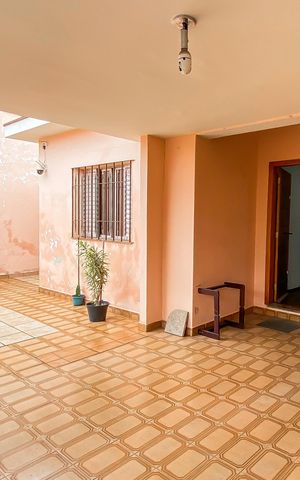 Casa para alugar com 250m², 5 quartos e 3 vagas Casa para alugar com 250m², 5 quartos e 3 vagasGaragem