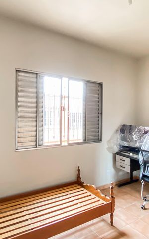 Casa para alugar com 250m², 5 quartos e 3 vagas Casa para alugar com 250m², 5 quartos e 3 vagasQuarto 2