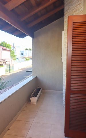 Casa de condomínio à venda com 235m², 3 quartos e 2 vagas Casa de condomínio à venda com 235m², 3 quartos e 2 vagasSacada da Suíte