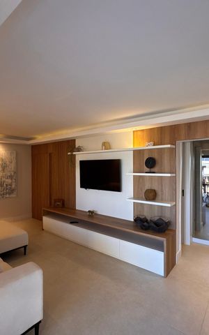 Apartamento à venda com 277m², 4 quartos e 3 vagas Apartamento à venda com 277m², 4 quartos e 3 vagasSala Tv