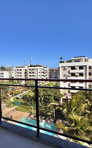 Apartamento à venda com 277m², 4 quartos e 3 vagas Apartamento à venda com 277m², 4 quartos e 3 vagasSuíte 1 - Varanda