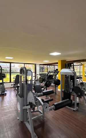 Apartamento à venda com 277m², 4 quartos e 3 vagas Apartamento à venda com 277m², 4 quartos e 3 vagasÁrea comum