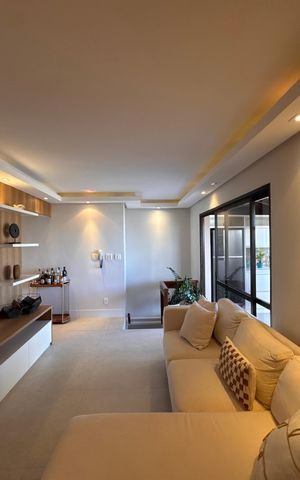 Apartamento à venda com 277m², 4 quartos e 3 vagas Apartamento à venda com 277m², 4 quartos e 3 vagasSala Tv