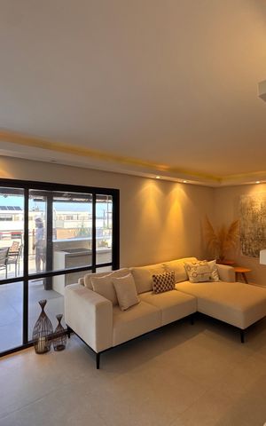 Apartamento à venda com 277m², 4 quartos e 3 vagas Apartamento à venda com 277m², 4 quartos e 3 vagasSala Tv