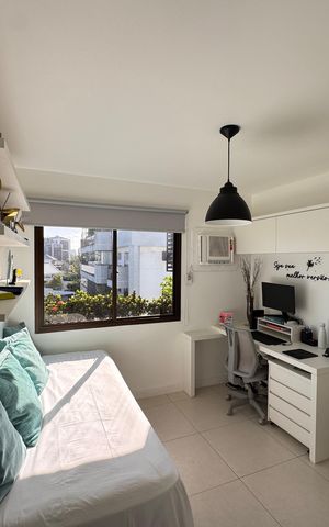 Apartamento à venda com 277m², 4 quartos e 3 vagas Apartamento à venda com 277m², 4 quartos e 3 vagasQuarto