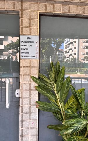 Apartamento à venda com 277m², 4 quartos e 3 vagas Apartamento à venda com 277m², 4 quartos e 3 vagasÁrea comum