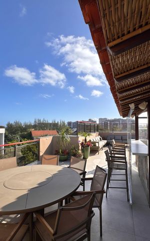 Apartamento à venda com 277m², 4 quartos e 3 vagas Apartamento à venda com 277m², 4 quartos e 3 vagasTerraço