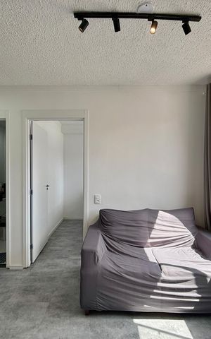 Apartamento para alugar com 33m², 2 quartos e sem vaga Apartamento para alugar com 33m², 2 quartos e sem vagaSala