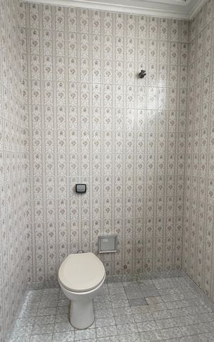 Casa para alugar com 173m², 3 quartos e 1 vagaBanheiro