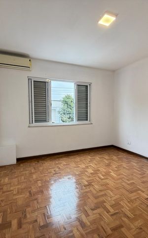 Casa para alugar com 173m², 3 quartos e 1 vagaQuarto 1