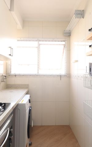 Apartamento à venda com 54m², 2 quartos e 1 vagaCozinha e Área de Serviço