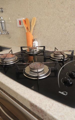 Apartamento à venda com 54m², 2 quartos e 1 vagaCozinha e Área de Serviço