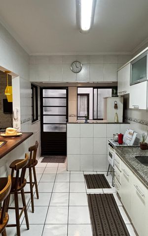 Apartamento para alugar com 70m², 2 quartos e 1 vaga Apartamento para alugar com 70m², 2 quartos e 1 vagaCozinha
