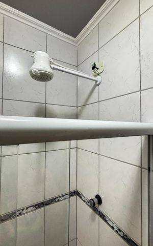 Apartamento para alugar com 70m², 2 quartos e 1 vaga Apartamento para alugar com 70m², 2 quartos e 1 vagaBanheiro