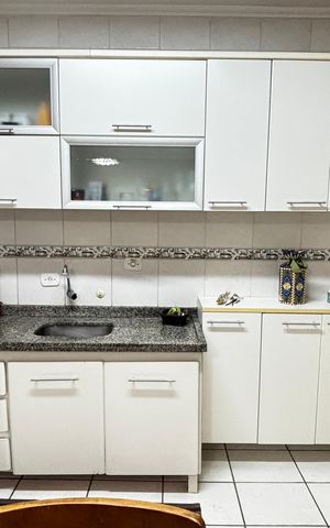 Apartamento para alugar com 70m², 2 quartos e 1 vaga Apartamento para alugar com 70m², 2 quartos e 1 vagaCozinha