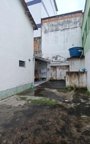 Casa para alugar com 18m², 2 quartos e 1 vaga Casa para alugar com 18m², 2 quartos e 1 vagaGaragem