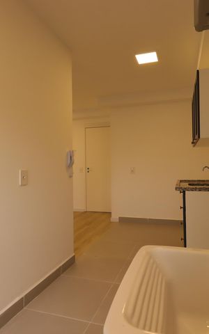 Apartamento para alugar com 68m², 2 quartos e 1 vagaÁrea de Serviço