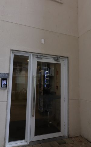 Apartamento para alugar com 35m², 2 quartos e sem vagaEntrada do bloco