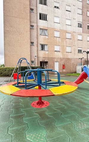 Apartamento para alugar com 41m², 2 quartos e 1 vaga Apartamento para alugar com 41m², 2 quartos e 1 vagaÁrea comum - Playground