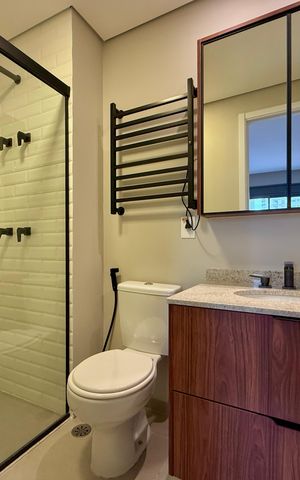 Apartamento à venda com 68m², 2 quartos e 1 vaga Apartamento à venda com 68m², 2 quartos e 1 vagaBanheiro Suíte 1