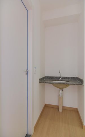 Apartamento para alugar com 34m², 2 quartos e 1 vagaBanheiro 