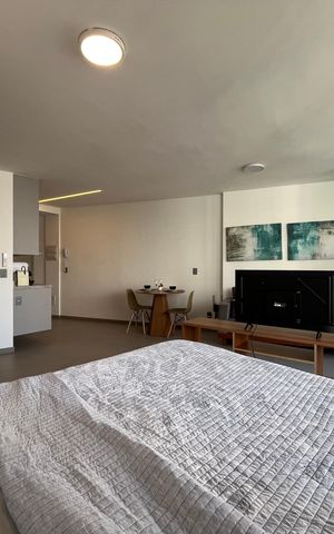 Studio à venda com 40m², 1 quarto e 1 vaga Studio à venda com 40m², 1 quarto e 1 vagaStudio