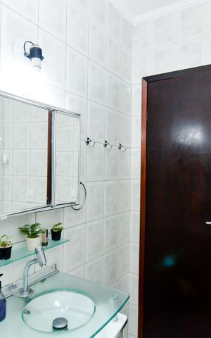 Casa à venda com 111m², 2 quartos e 2 vagasBanheiro Social