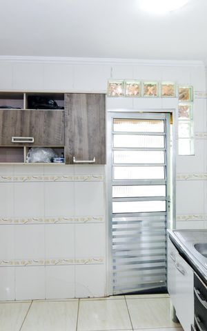 Casa à venda com 111m², 2 quartos e 2 vagasCozinha - Edícula
