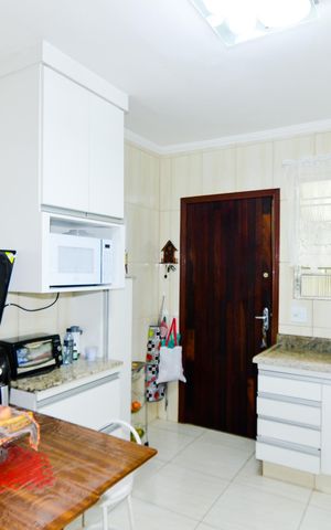 Casa à venda com 111m², 2 quartos e 2 vagasCozinha