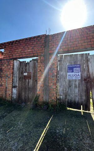 Casa para alugar com 165m², 4 quartos e 1 vagaPlaca 