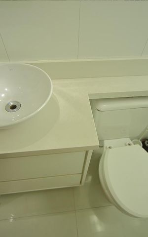 Apartamento à venda com 54m², 2 quartos e 1 vagaBanheiro 