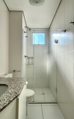 Apartamento para alugar com 86m², 2 quartos e 2 vagas Apartamento para alugar com 86m², 2 quartos e 2 vagasBanheiro da Suíte 1